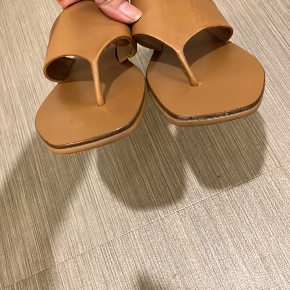 Everlane The Day Post Leather Sandal Tan Brown color Size 6 - Picture 8 of 12